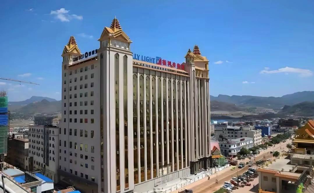 福布斯旅游极地破冰船追光之旅私享体验